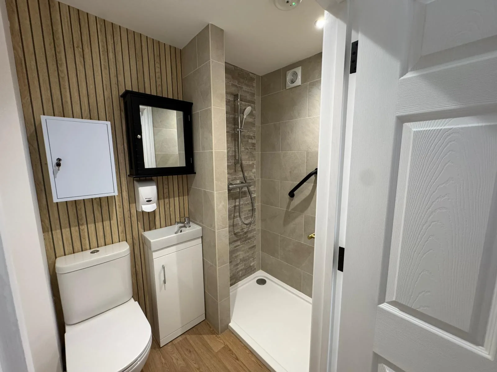 Lake View Care Home - Photo 12