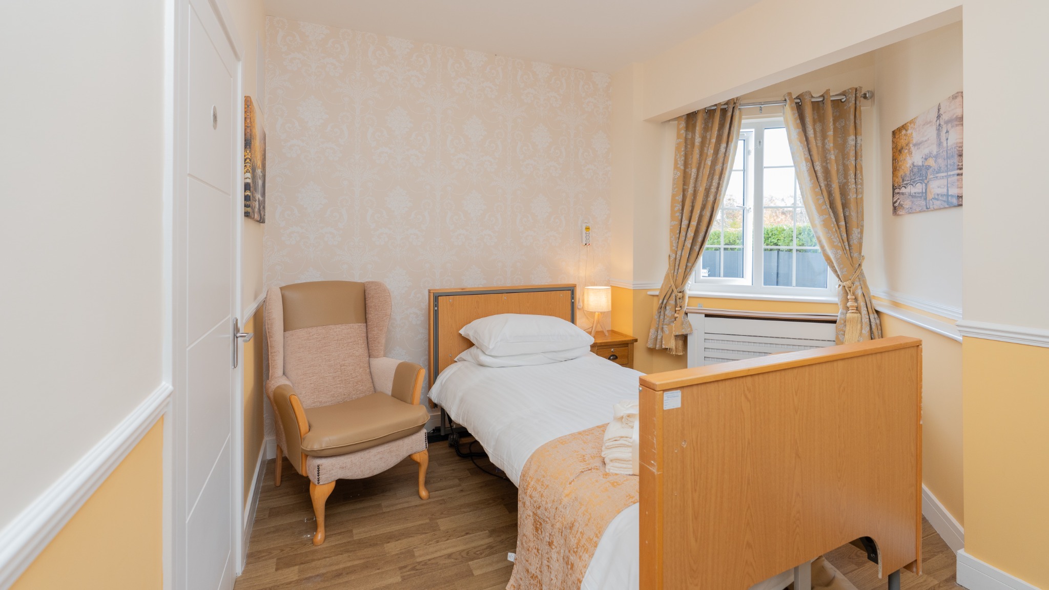 Standard Room at English Oak Care Homes